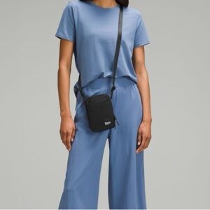 Easy Access Crossbody Bag 1.5L